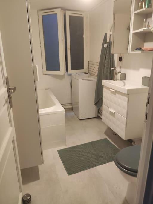 Charming Apartment 40 M2, 10Th ปารีส ภายนอก รูปภาพ