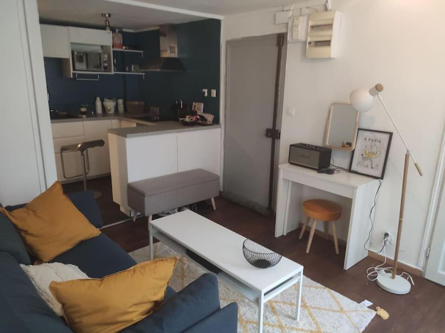 Charming Apartment 40 M2, 10Th ปารีส ภายนอก รูปภาพ